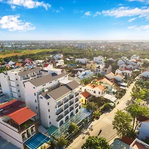 **** Hotel Amina Lantana & Vietnam